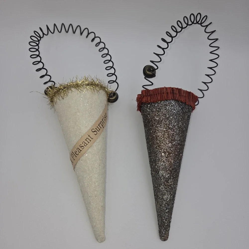 Vintage Wendy Addison Glitter Gift Cone 